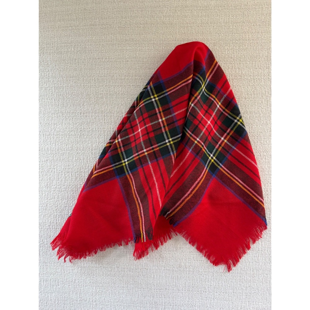 VTG Pure New Wool Red Plaid Tartan Square Scarf Fringe Made In United Kingdom